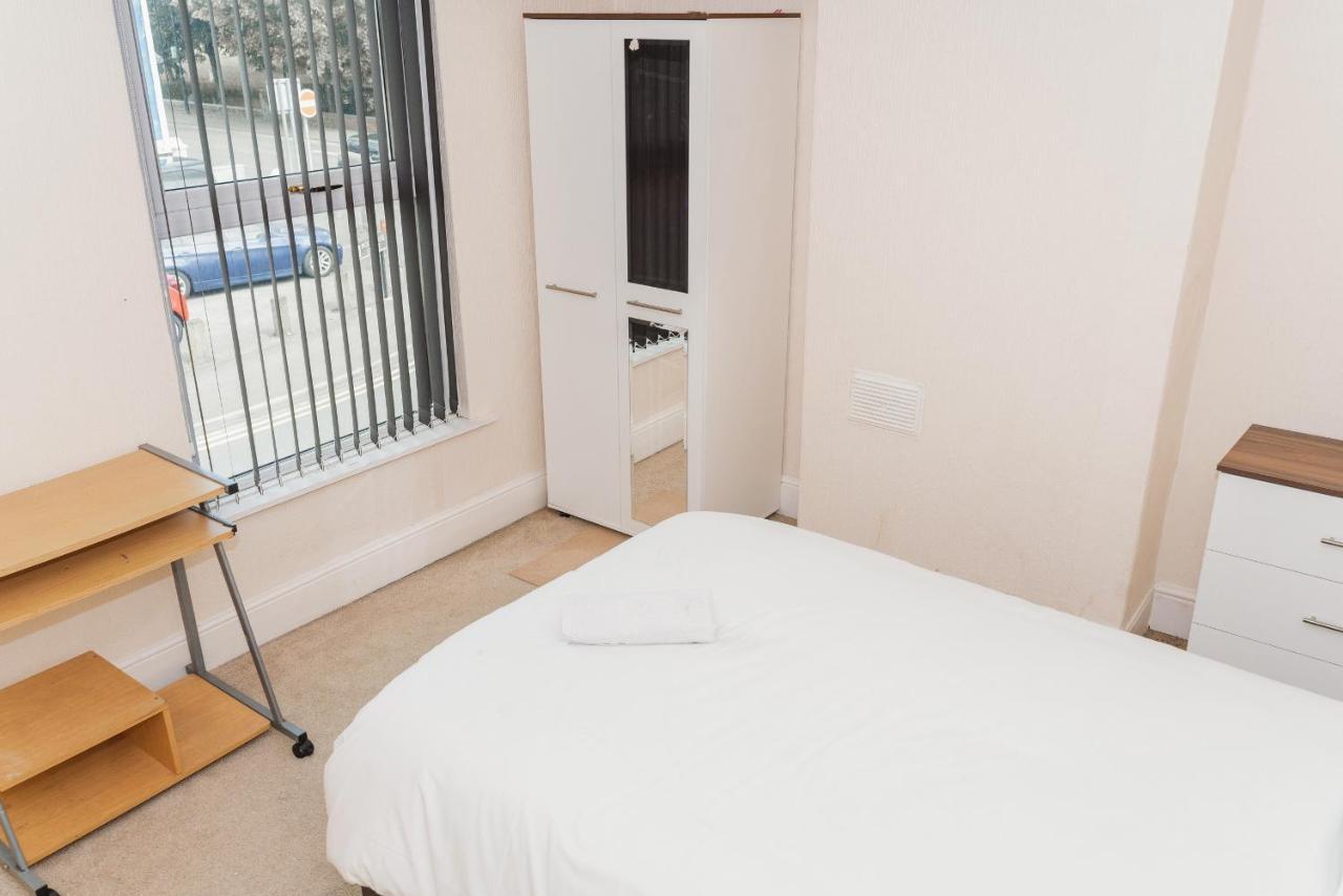 Hanley Park House Villa Stoke-on-Trent Esterno foto